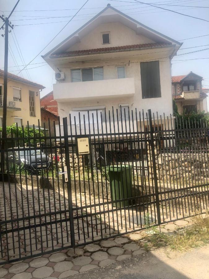 Centre Apartment Prilep Kültér fotó