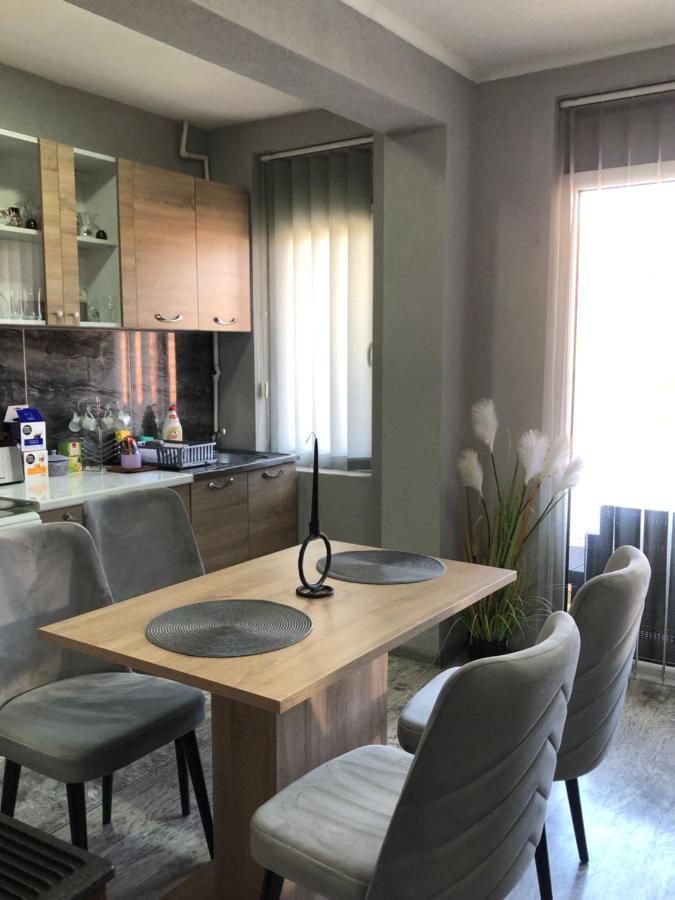 Centre Apartment Prilep Kültér fotó